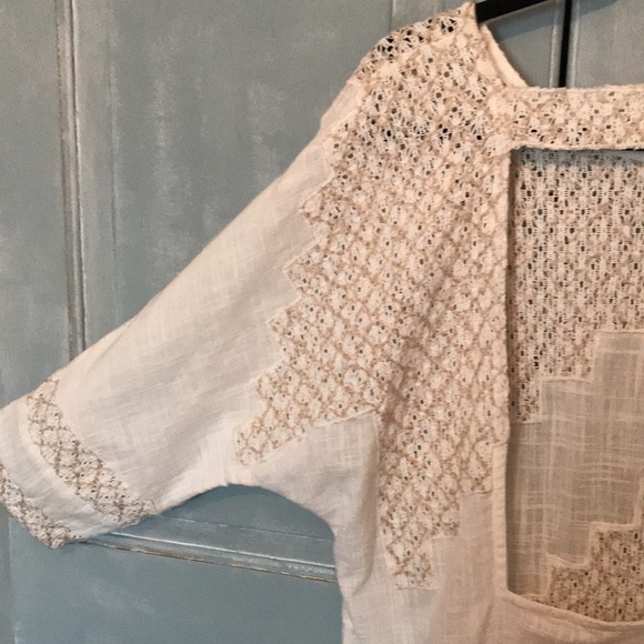Free People DRESS in Size Large . Colour White with Beige embroidery design - Picture 9 of 10